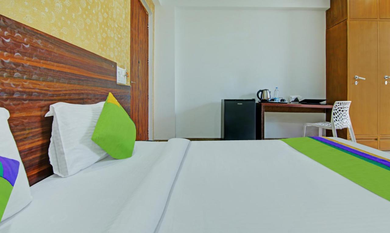 Itsy Hotels Nyra グルガウン エクステリア 写真